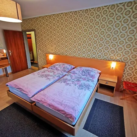 Gertrud Dallavia Unterleibnig