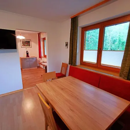 Apartment Gertrud Dallavia *