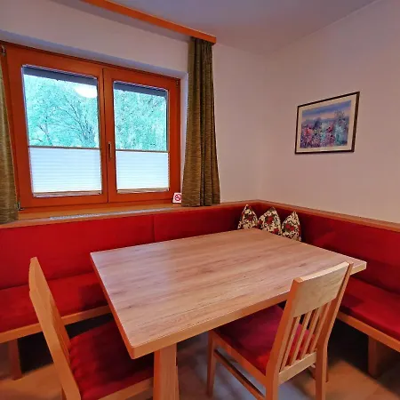 Gertrud Dallavia * Unterleibnig